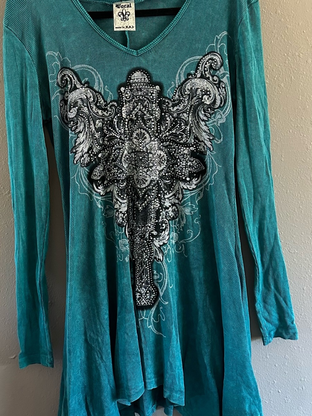 Vocal Teal Long-Sleeve Embellished V-Neck Tunic Top